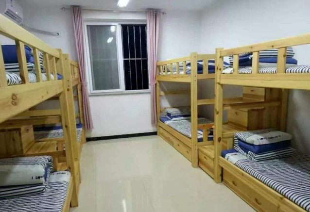大学宿舍的六个等级,差距太大,你住在哪个等级?_人间