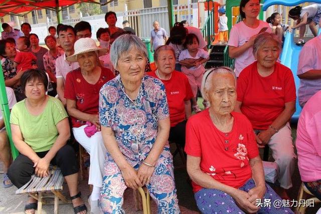 幼儿舞蹈《撸起袖子加油干》幼儿舞蹈《撸起袖子加油干》冯守栋的豫剧