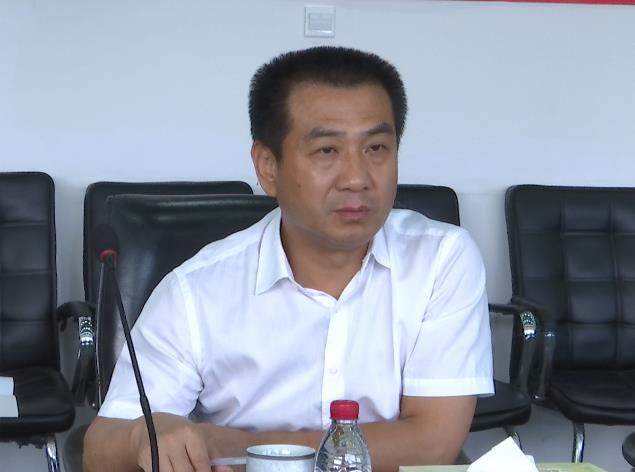 枣强复材协会会长,河北省复合材料产业技术研究院院长宋建国及枣强复