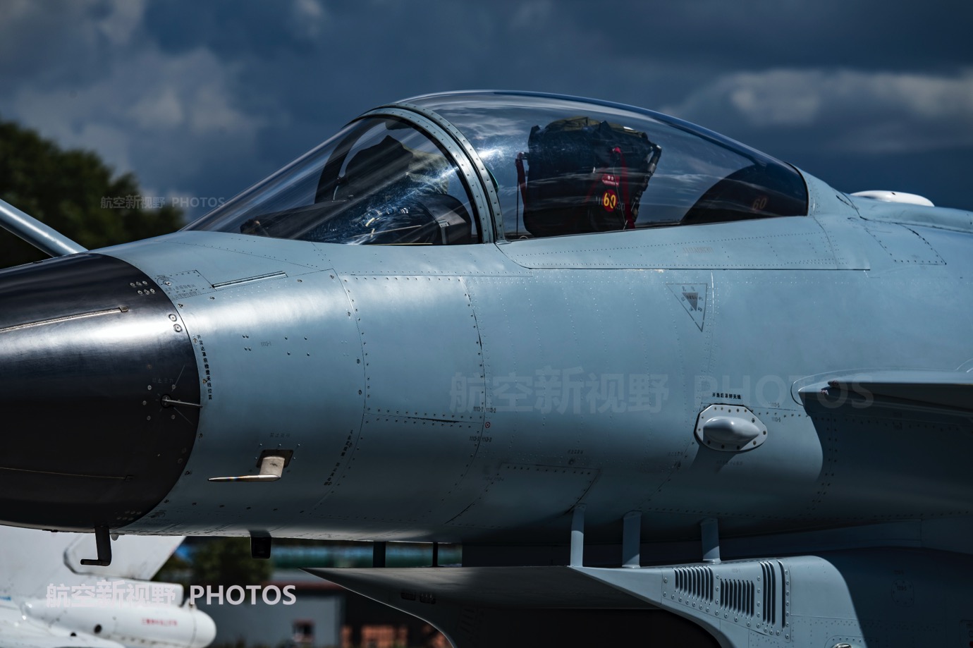 成飞暴力美学歼10猛龙战斗机一款突出空优性能的国产四代机