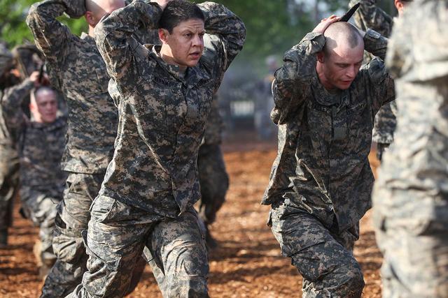 遊騎兵是不是特種兵黑鷹墜落把它們混編誰才是真正的炮灰