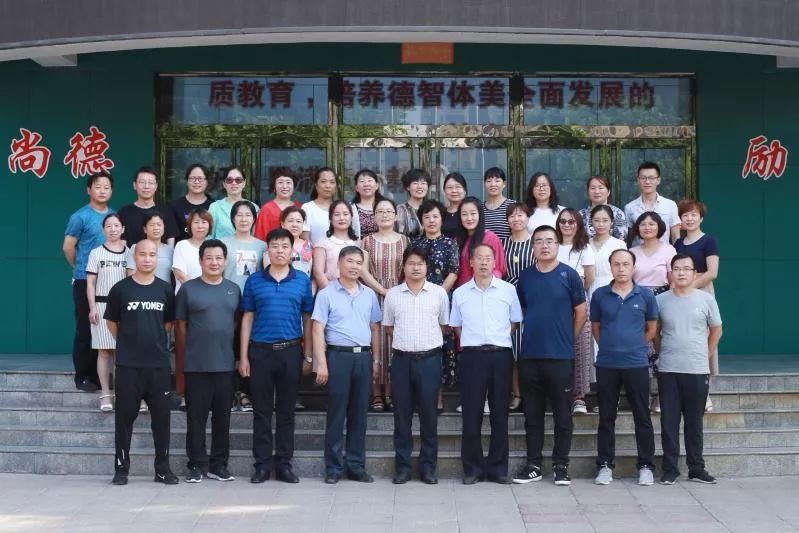 霍州三中学生毕业典礼感动你了么