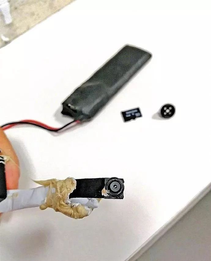 优衣库惊现针孔摄像头试衣间竟然成了色情片的拍摄地