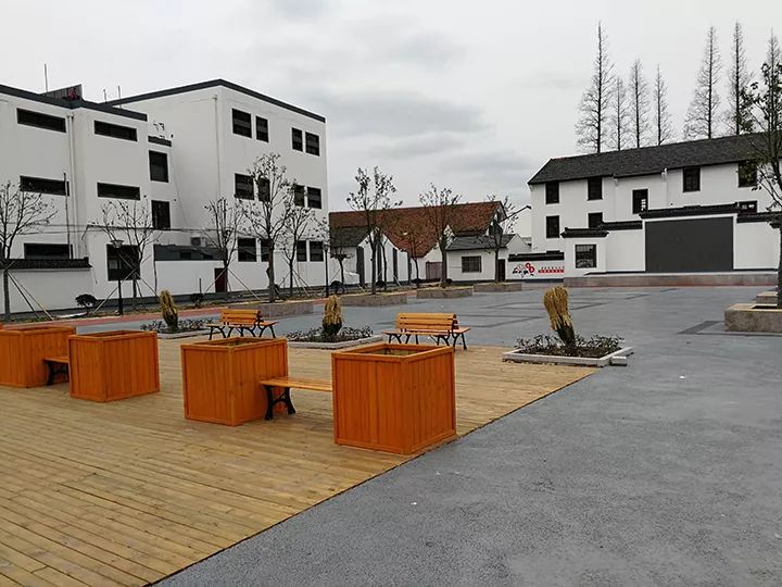 2017年启动了鹿河,岳王,新塘等9个被撤并镇管理区提升整治,投入5.