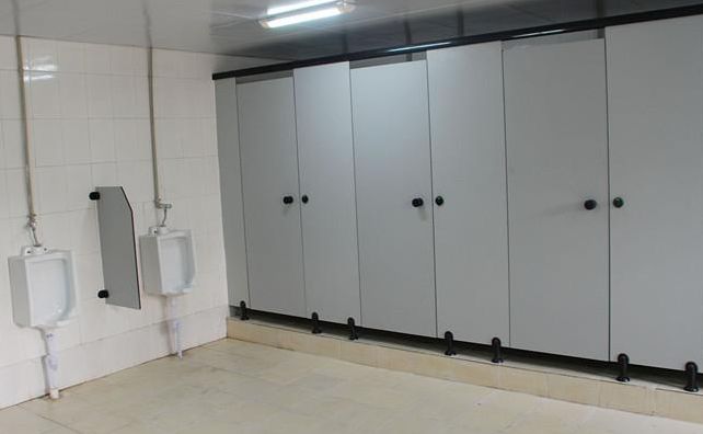 家里这间房门不关害全家人健康不是风水问题发到家庭群