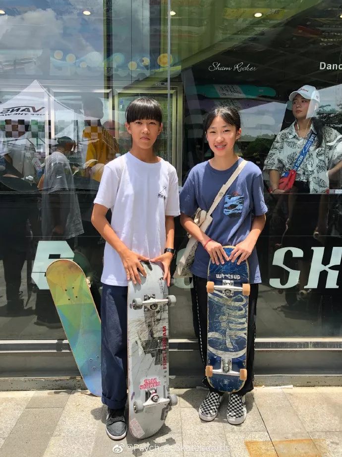 2019vans世界滑板日深圳站圆满收官深圳滑手都是来烧烤的抢回街道