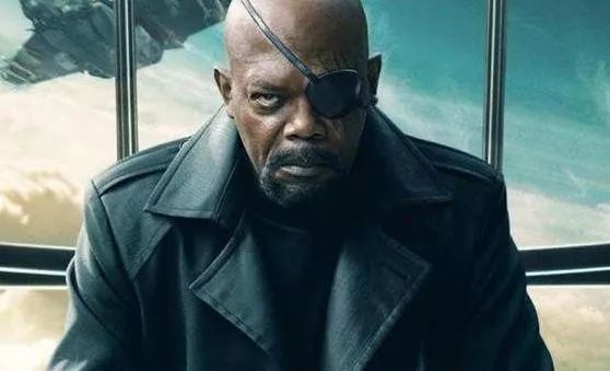 而在蜘蛛侠2中我们明显可以看到,弗瑞局长回来首先找的就是蜘蛛侠,并