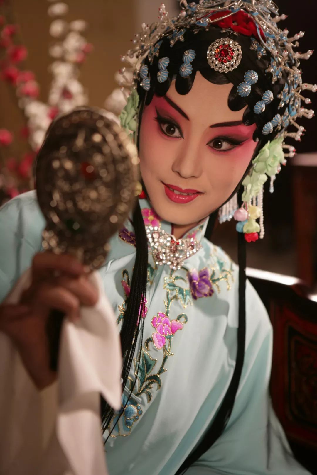 昆剧《牡丹亭》最古老的穿越剧读懂古人的精神世界