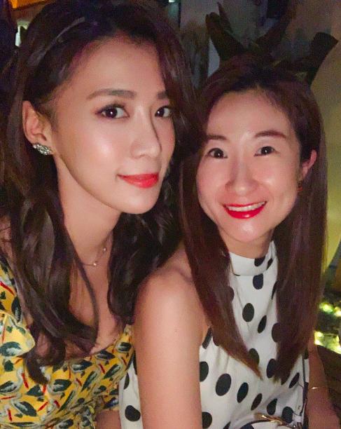 她是修杰楷前女友,与贾静雯气质相差很远,才二十岁却太过成熟_王思平