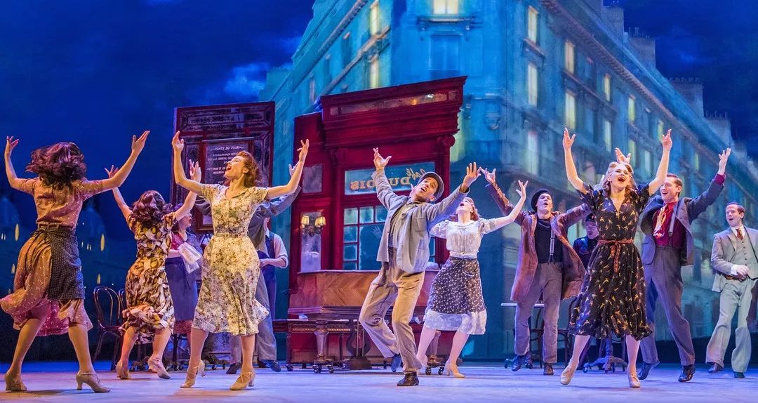 如何优雅的观赏火爆英文原版音乐剧一个美国人在巴黎