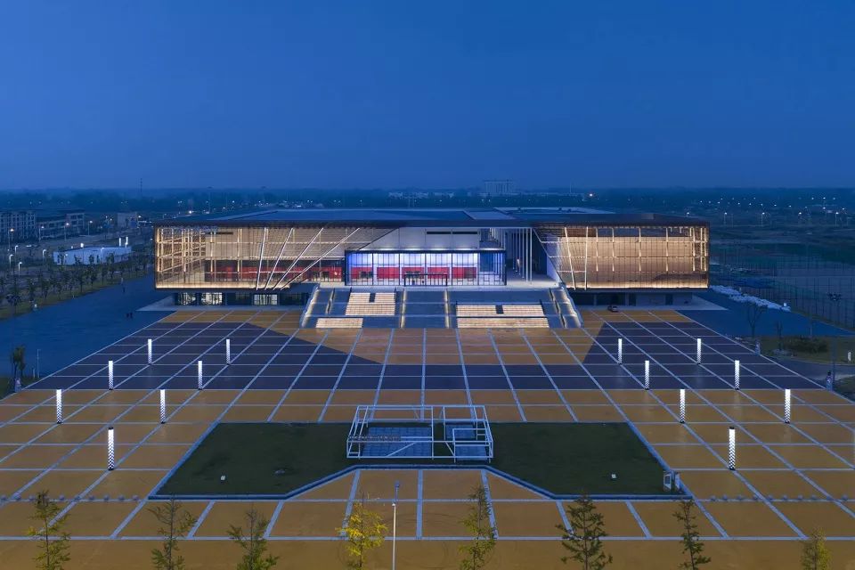 混合开放与整体–仪征综合体育馆建筑设计江苏浙江大学