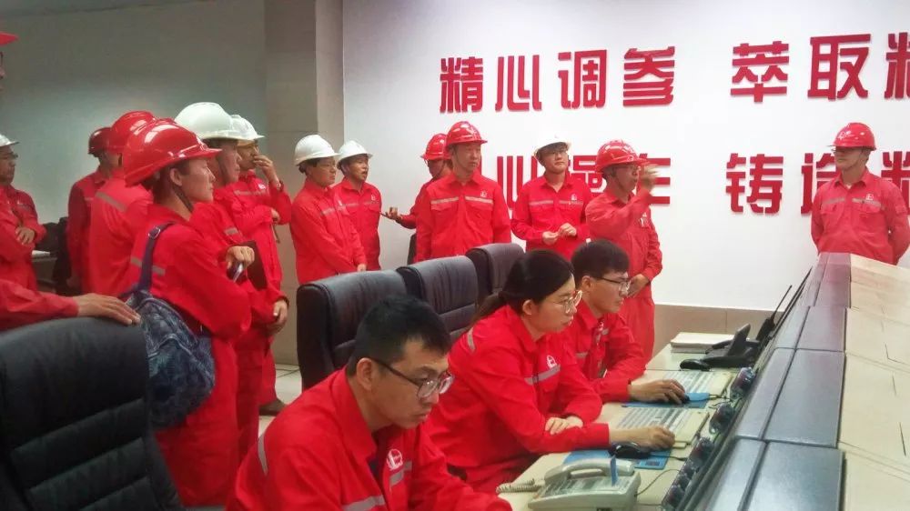 确认过眼神都是管仪表的人