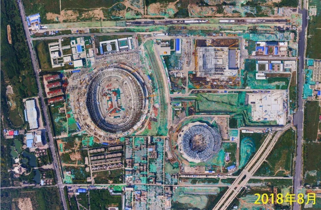 月全面启动建设▲西安奥体中心原地貌西安奥体中心建设影像全记录目前