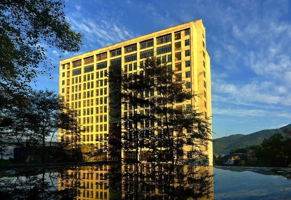 重庆人文科技学院2019年招生咨询方式