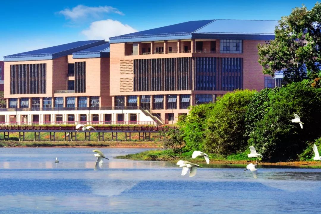 多项指标已经走在全国前列的佛科院正等待你的到来