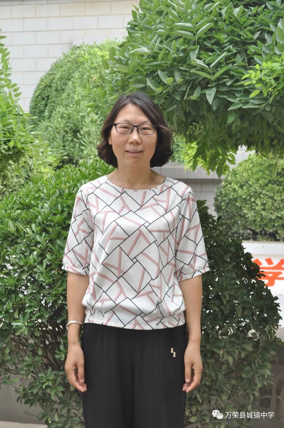 城镇中学学生在省英语口语100决赛中斩获大奖,荣冠三晋,大放异彩!