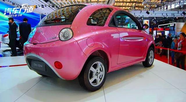 路遇一辆两门车,差点分不清前后,定睛一看是奇瑞