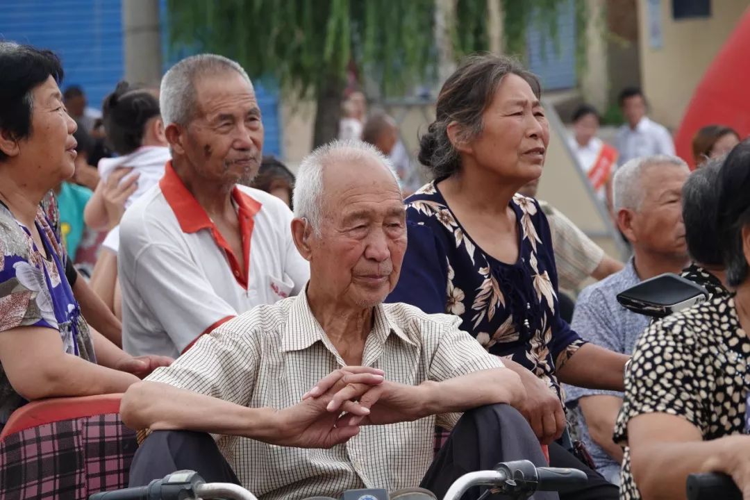 舞蹈《一起来运动》,大型诵读《温暖人间 感动中国》,蒲剧《清官寇准