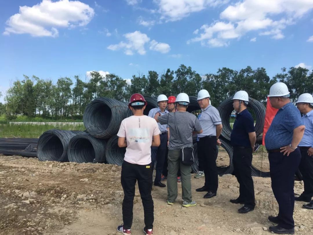 调研中,何吉喆明确指出污水处理厂项目是我区今年工作