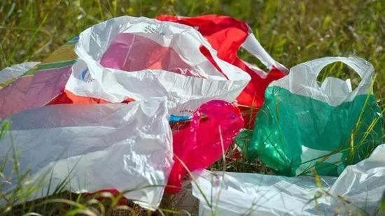 白色污染有救了这款塑料袋可以吃
