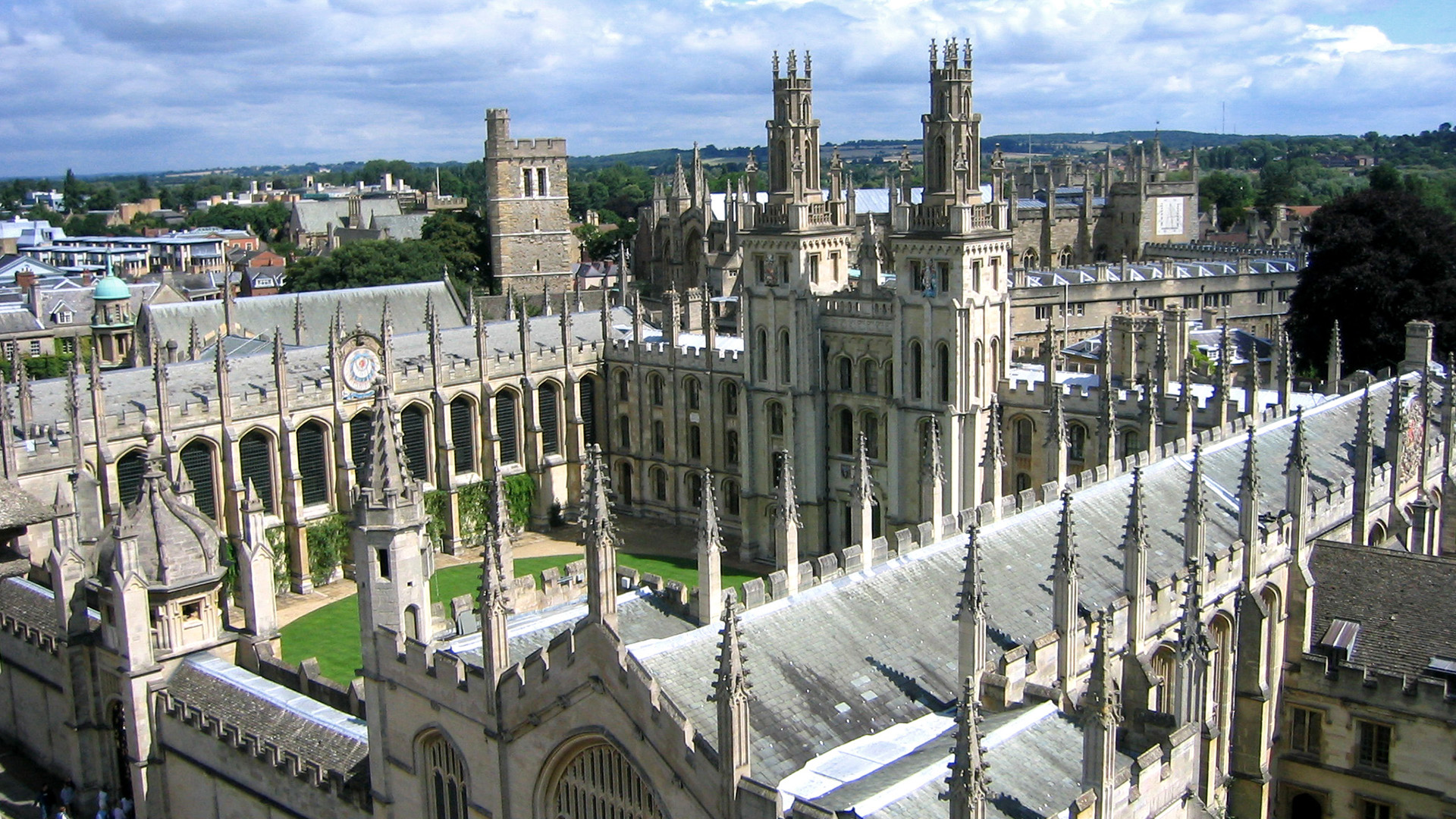 英国牛津大学的这五大专业?谁进谁牛!