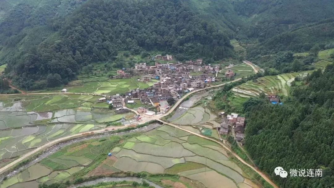 乡村新闻官清远播报146连南香坪镇沈青燕这里的西瓜和玉米抢鲜上线