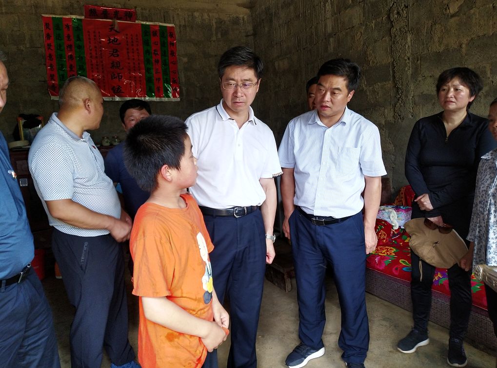 市委宣传部副部长,市文产办主任郑萍,县委副书记,县委宣传部部长吴君
