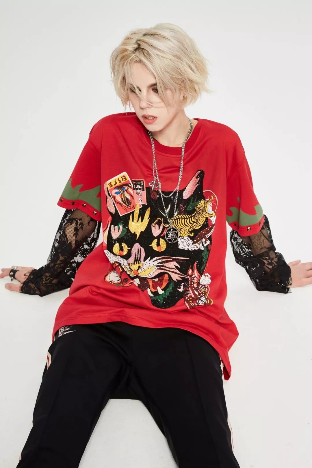 tch | 英伦轻奢潮牌tch强势入驻北京王府井apm,潮流风暴一触即发!