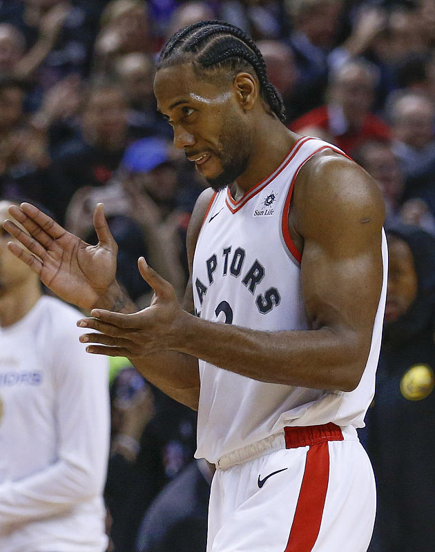 原创就在今天,伦纳德作出了一个全联盟"震惊"的决定,猛龙刚夺冠就散伙