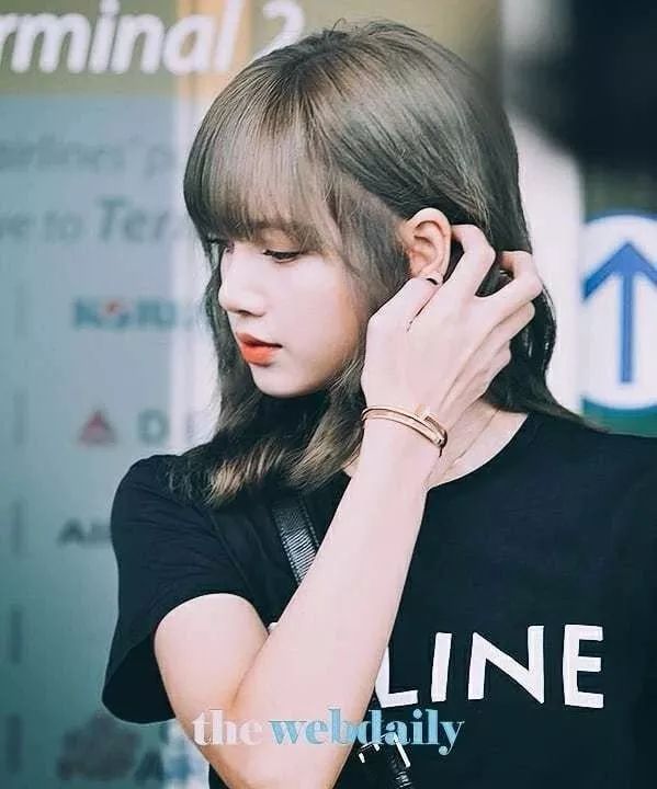 下半年发型大势,已出炉_锁骨