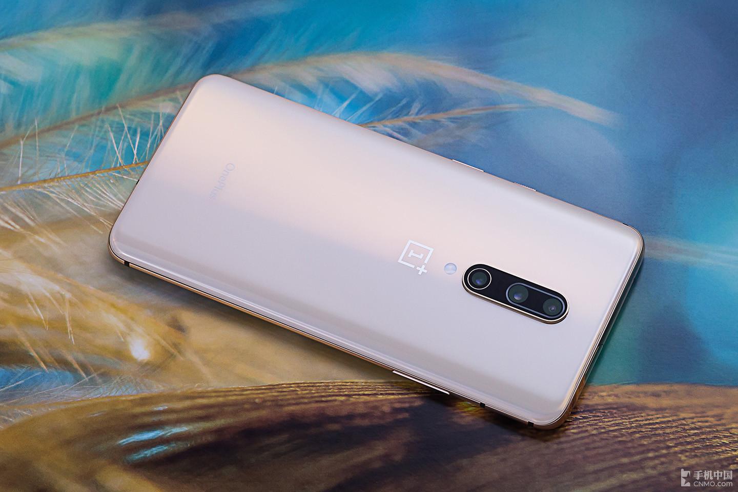 追求极致的美学理念一加7pro皓月金图赏