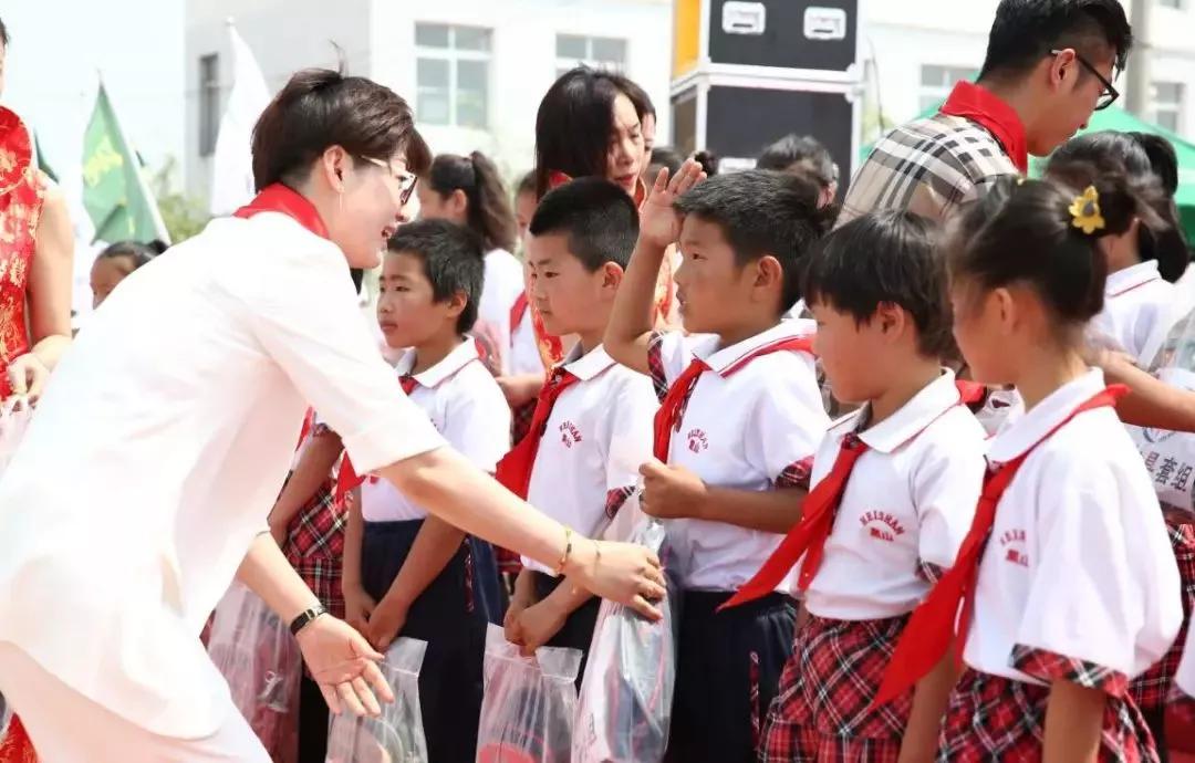 公益| 尚赫援建第190所公益小学