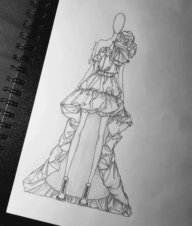 服装设计效果图80例手稿