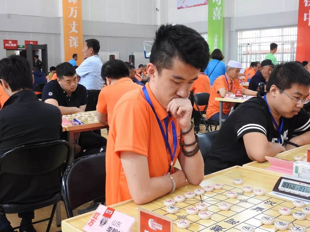 中国象棋大师宿少峰中国象棋大师王贵福中国象棋特级大师申鹏先来看看
