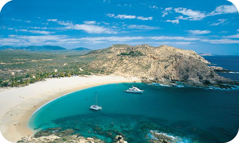 圣塔玛利亚海滩是哈瓦那的著名海滩之一,这里山环水抱,风景优美,是