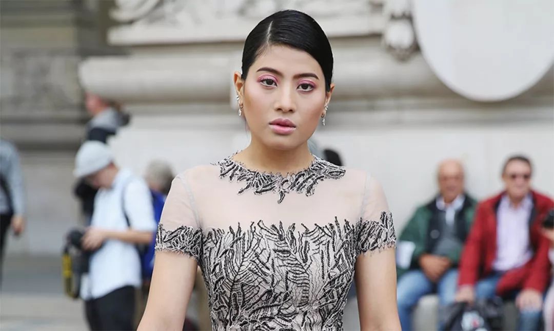 siriwannawari nariratana公主率真又洒脱,爱向父亲撒娇,所以她是泰国