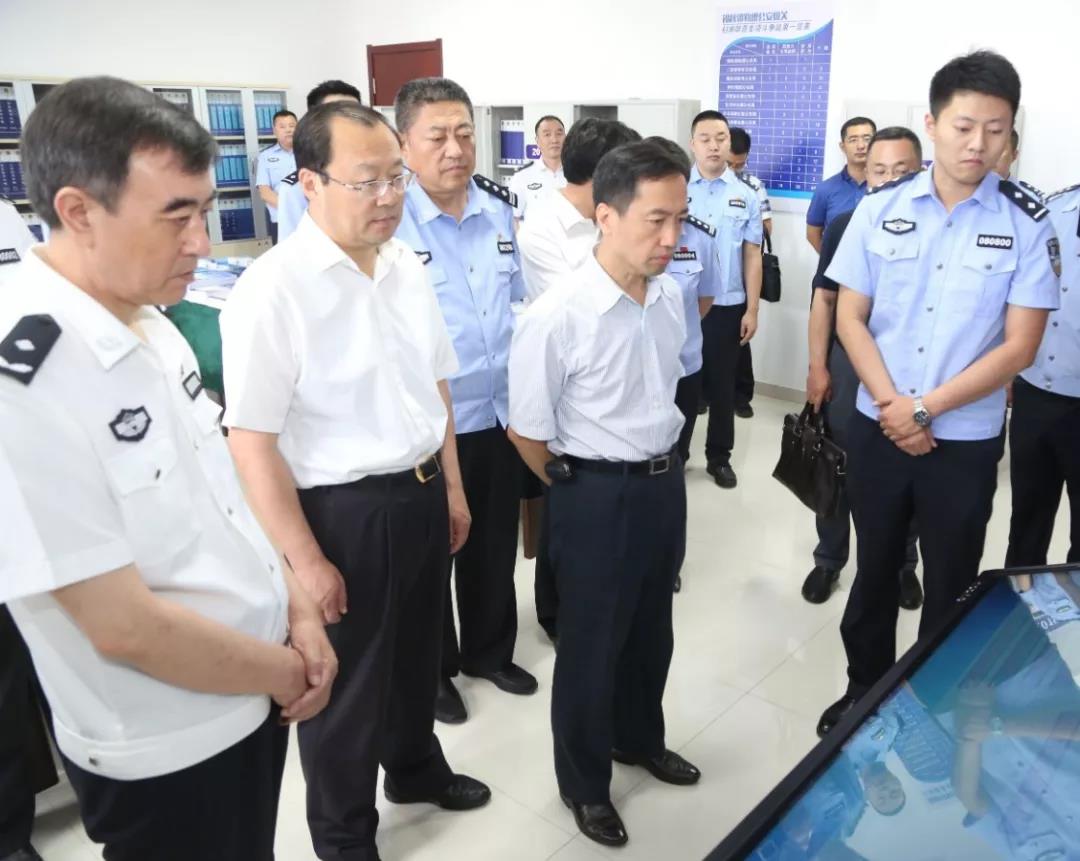 盟委委员,纪委书记,监委主任恩和特布沁,副盟长,盟公安局局长张子军