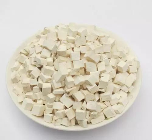 一碗无语的汤葛根汤:处理好后像豆腐,味道酸还有点苦是一种中药.