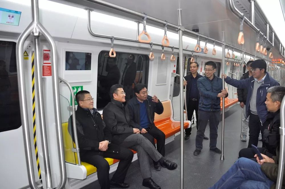 中铁一院董事长刘为民,兰州地铁公司总经理冯世川与院副总工程师李谈
