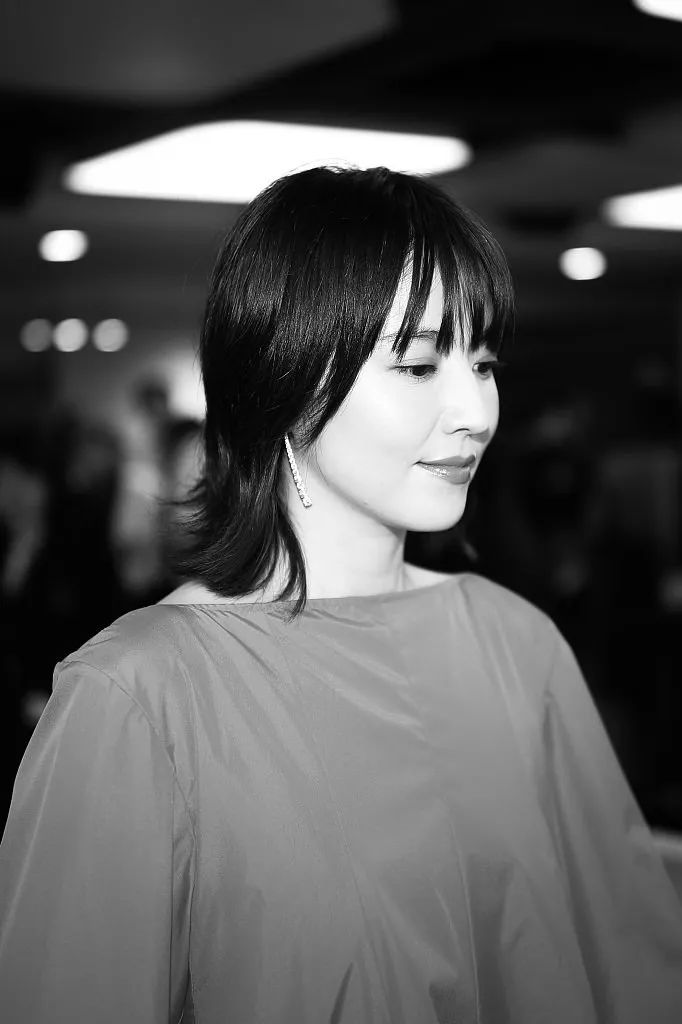 台姐有料|神仙打架的上海电影节红毯,谁才是mvp?_造型