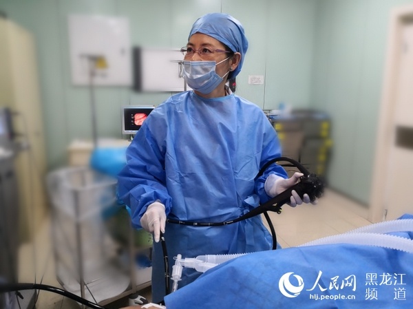六旬男子胃瘫"吃啥吐啥" 哈医大二院专家内镜下建立隧道打通"封闭"
