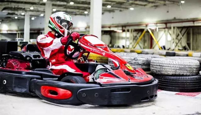 金速赛车馆活动开启中免费赠送卡丁车券陪你狂躁夏天