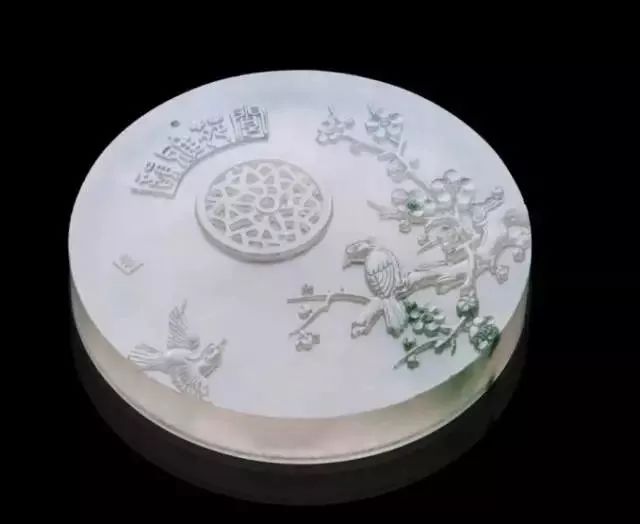 带裂纹的翡翠手镯心这么一雕1万秒变100万