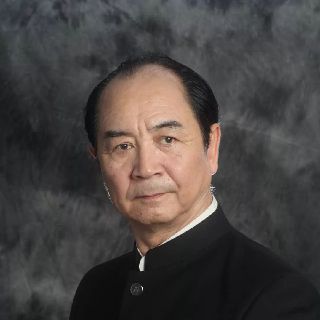 绍介宾嘉本周五晚,将带着他的新作《人五人六》与艾宝良,马海方,米夏