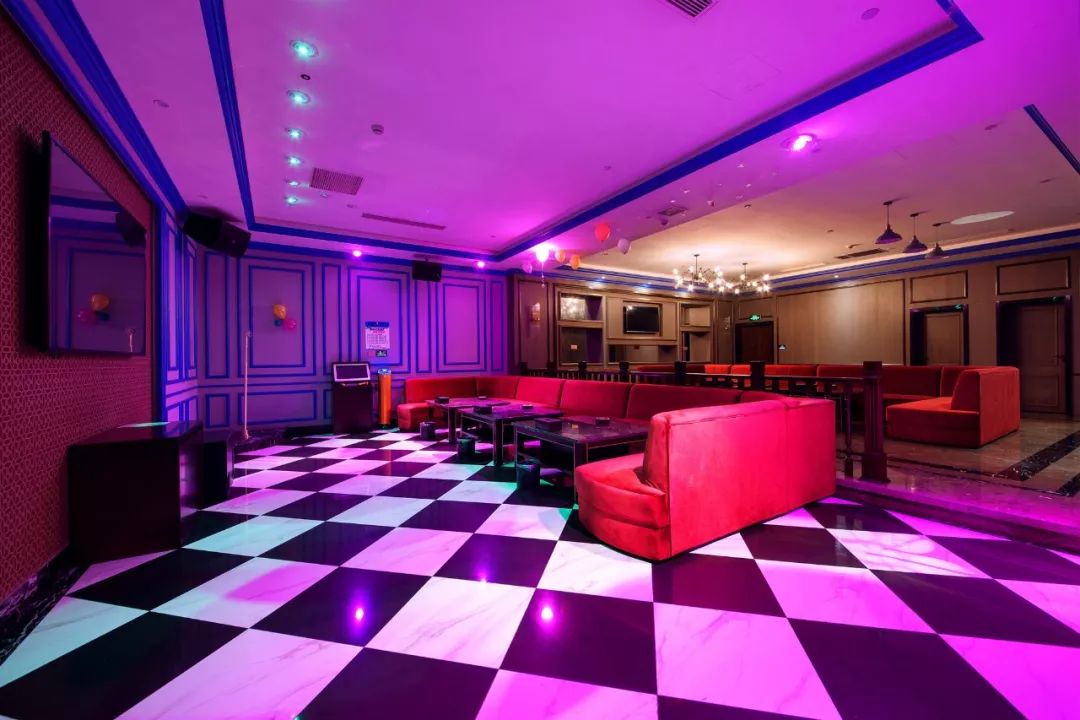 不怕雨不怕晒不怕热酷暑绝缘体绍兴东方山水4万㎡室内水陆公园