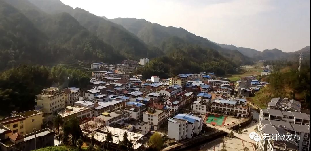 清末民国初年属云阳县北岸崇善里,后叶甲