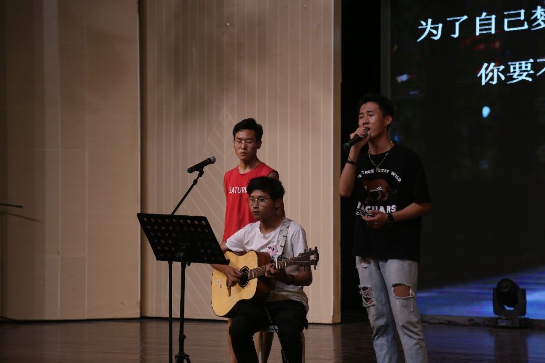 伴奏:白航宇演唱:王军配作曲:王军配《真情永恒》编舞:闫思浩钢伴:谷