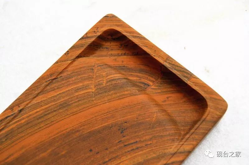 砚界公益拍——《木纹石砚》