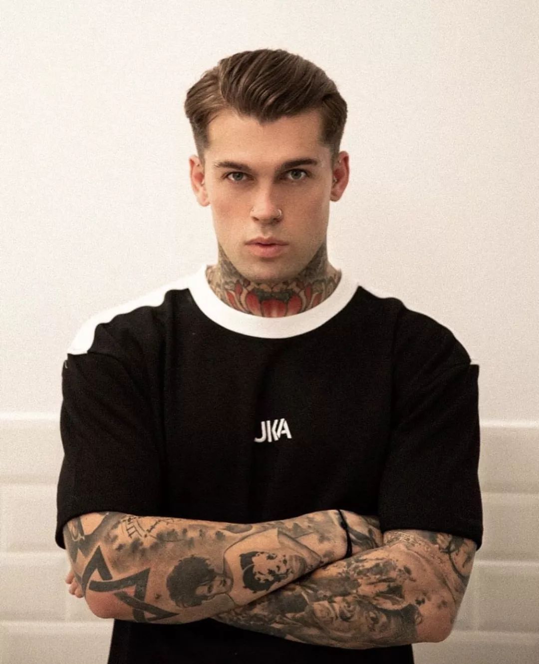 西班牙纹身男模stephenjames告诉你如何经营自己的朋友圈