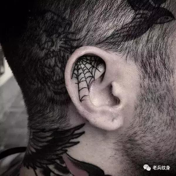 纹身素材男生耳软骨